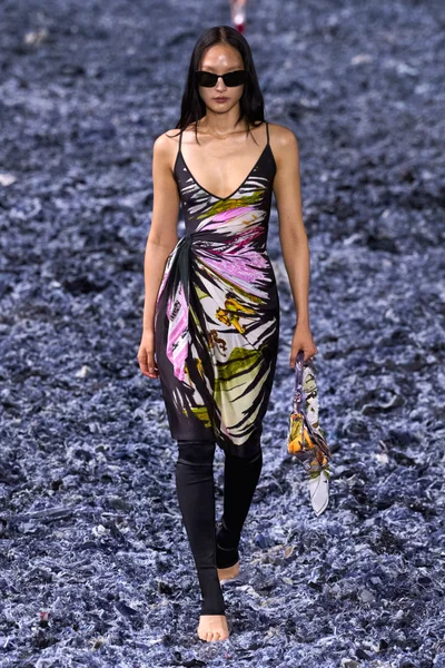 Look 61